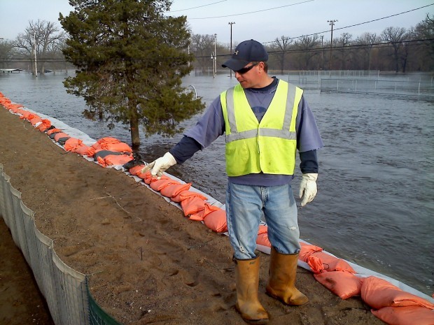 Flooding: Credit Island